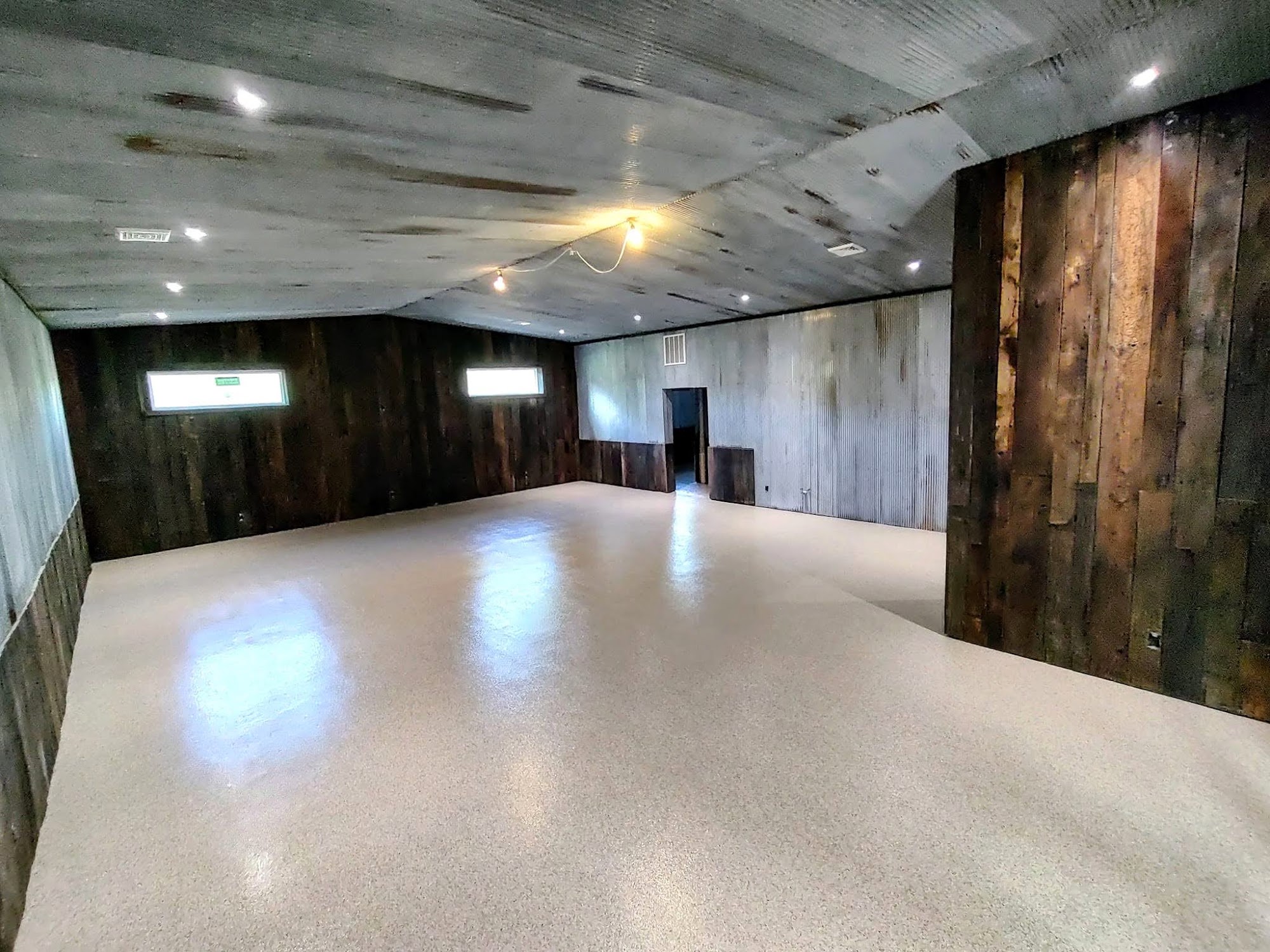 Speckled flake epoxy floor in a metal building